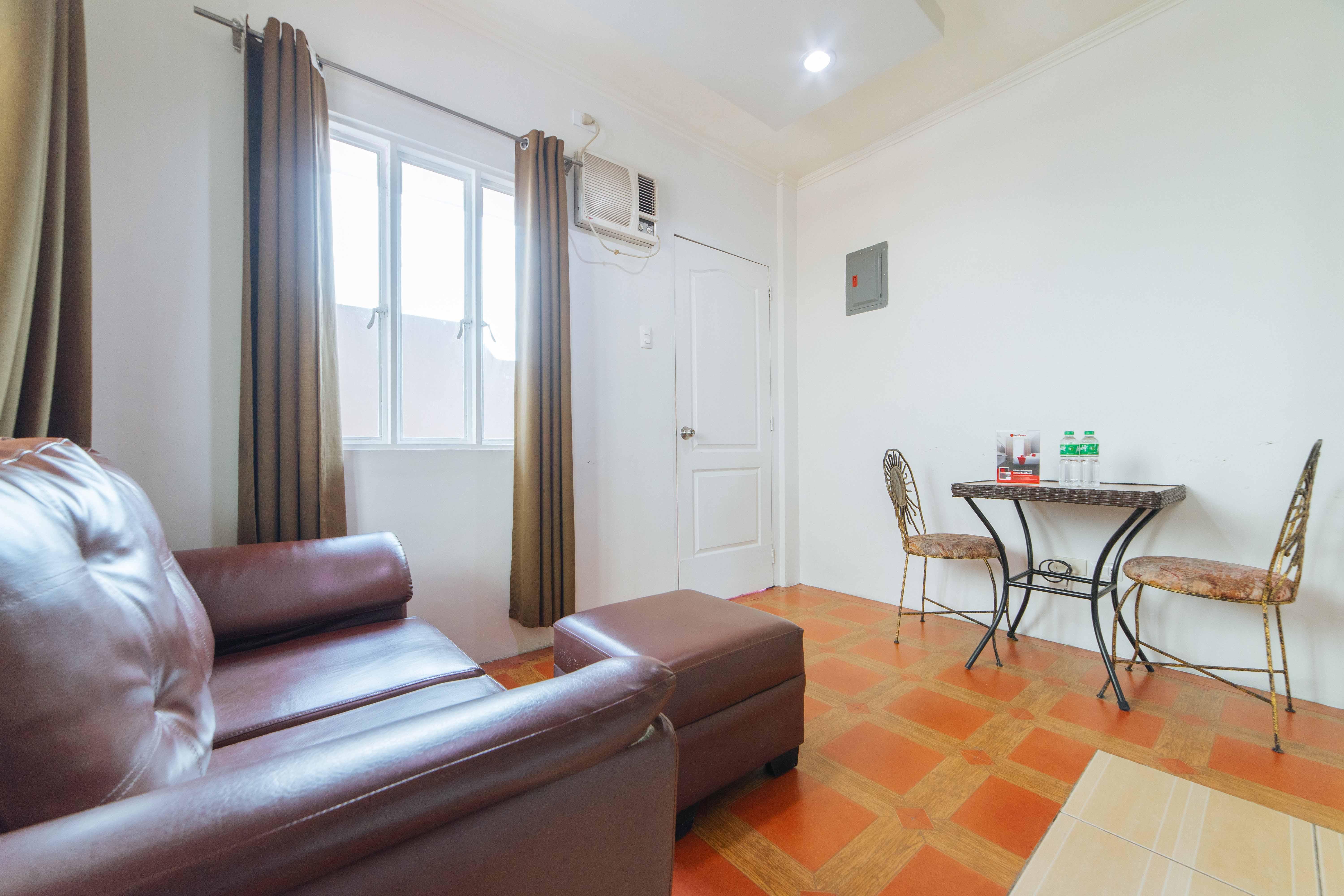 Reddoorz Near Walking Street Angeles City Exterior foto